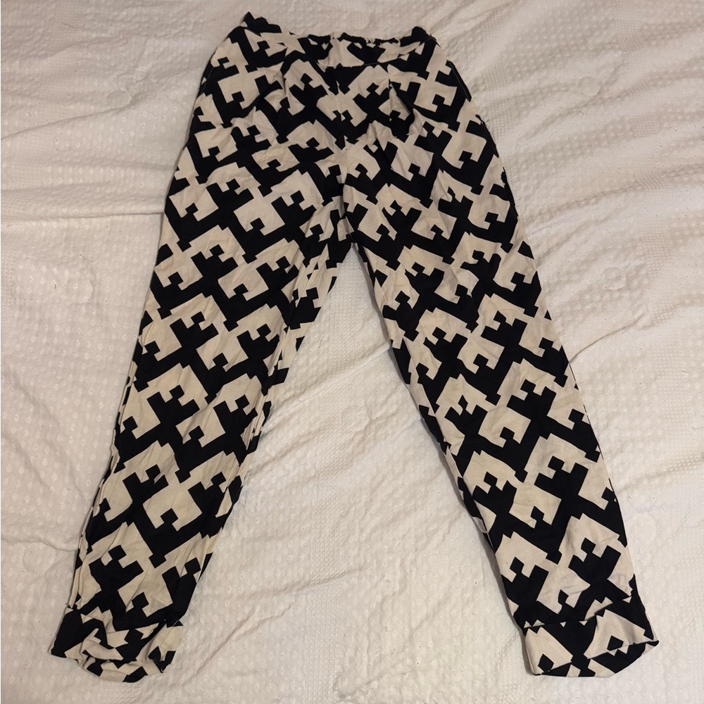 Black and White Geometric Print Pants